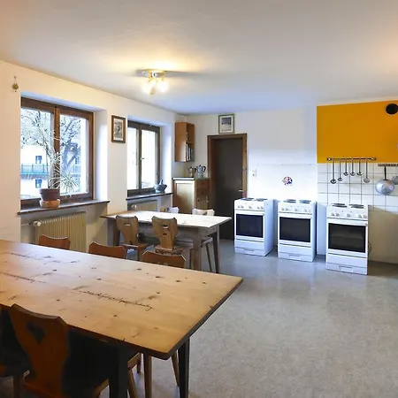 Garni Chesa Raetia Bed & Breakfast *