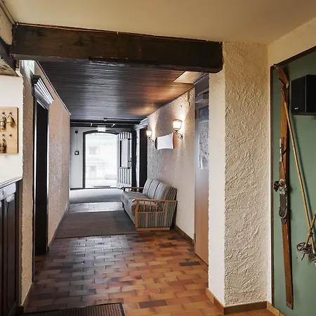 Garni Chesa Raetia Bed & Breakfast